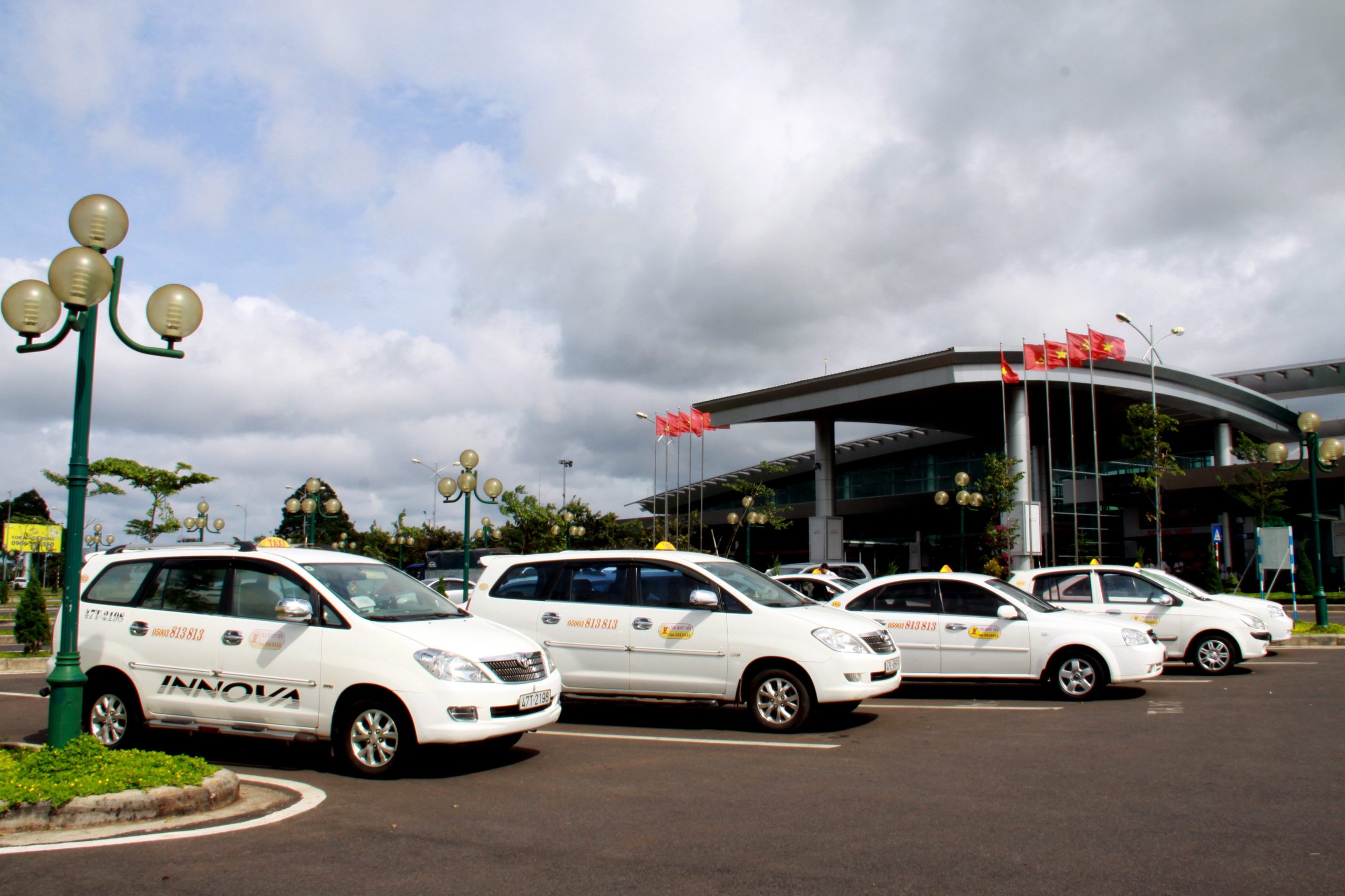 số điện thoại tổng đài taxi daklak
