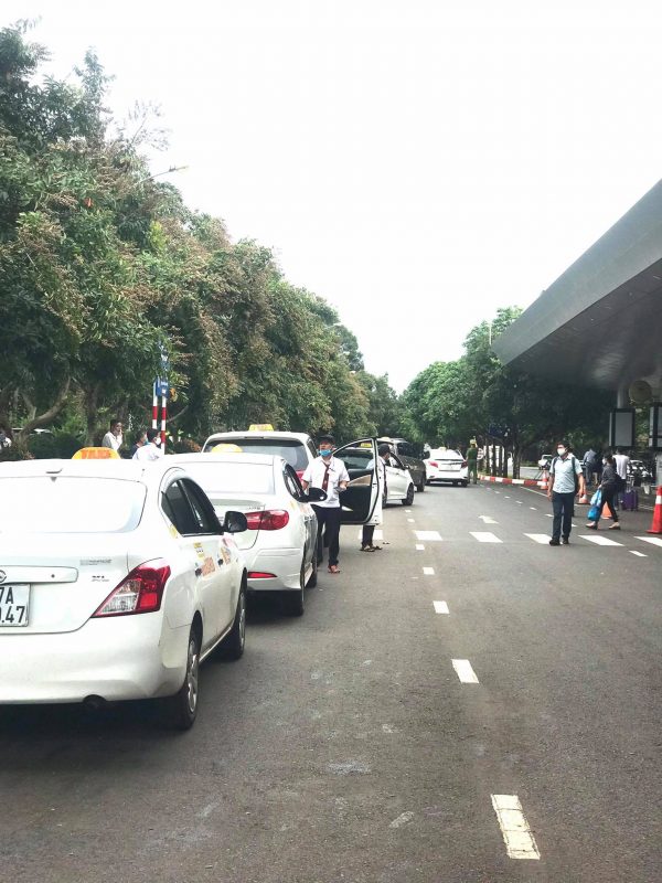 số tổng đài taxi điện bmt